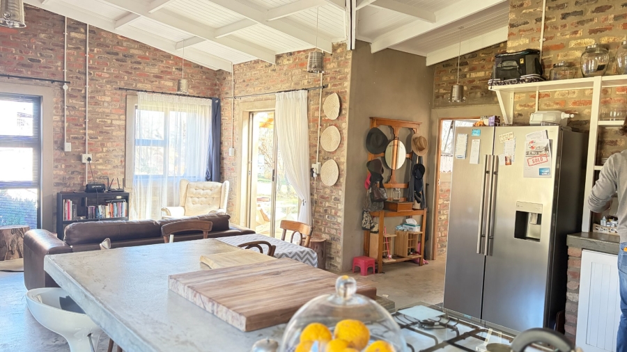 4 Bedroom Property for Sale in Viljoenskroon Rural Free State